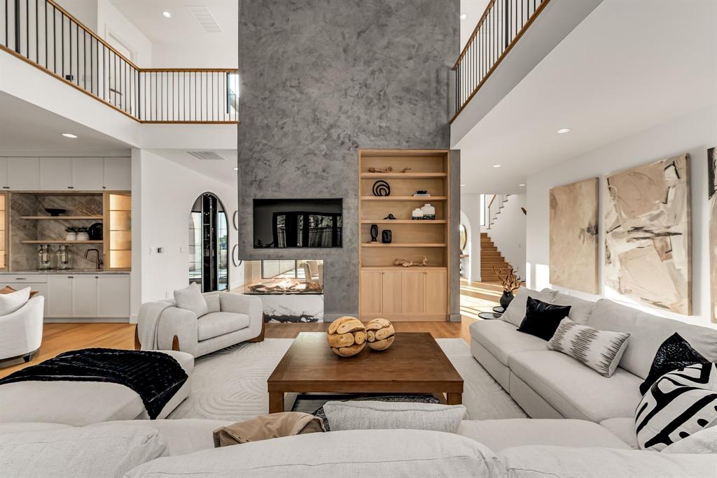 Walnut Hill Manor - Residential