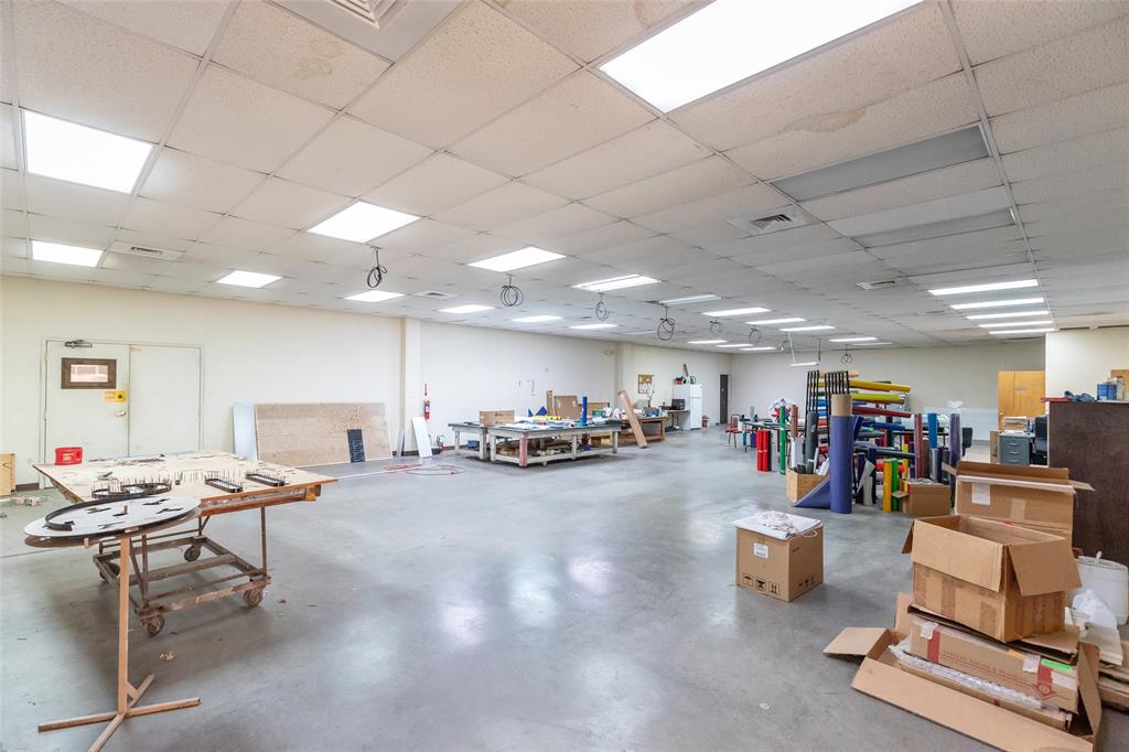 E HWY 80 - Commercial Sale