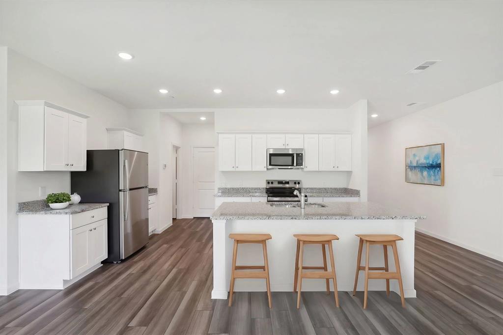 208 Ashford Lane