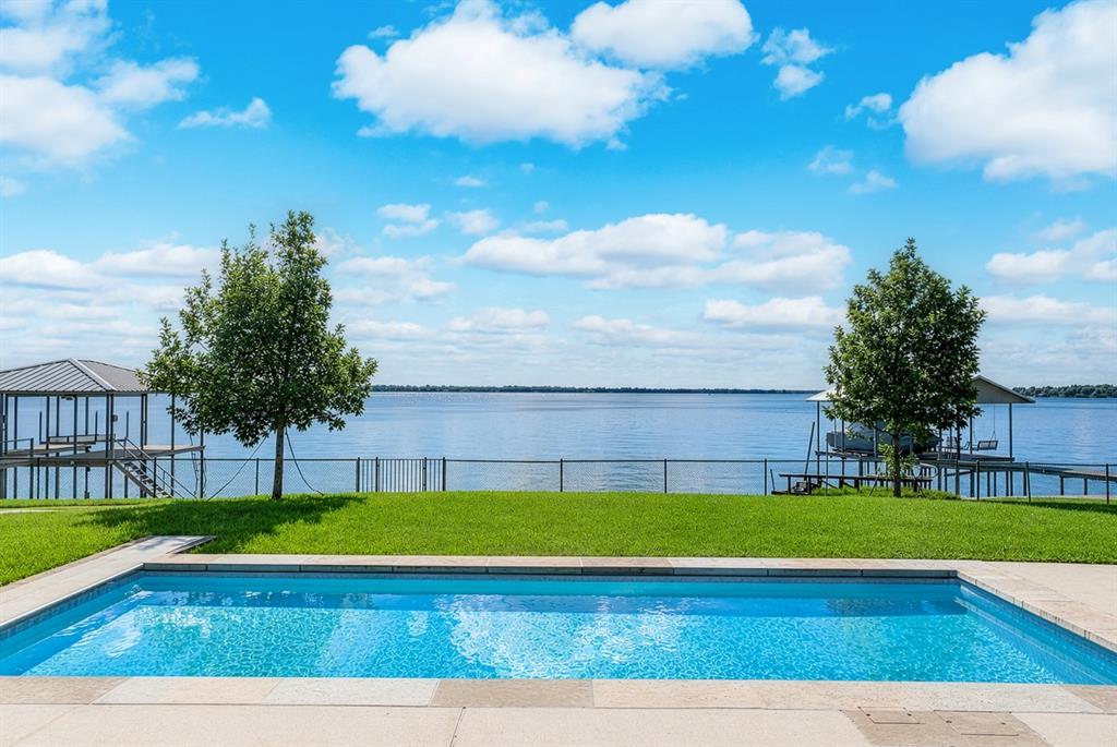 123 Shoreline Drive