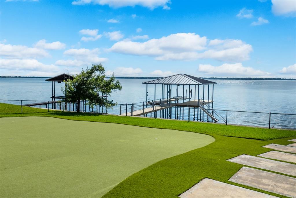 123 Shoreline Drive
