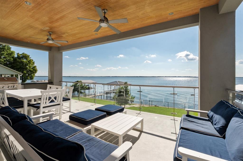 123 Shoreline Drive