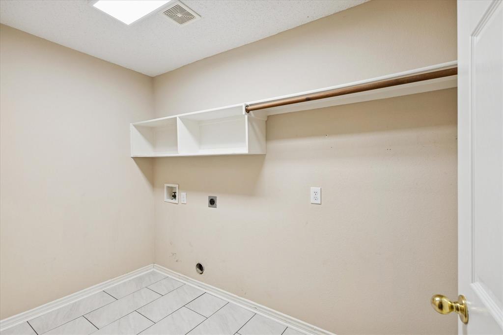 Hulen Bend Estates Add - Residential Lease