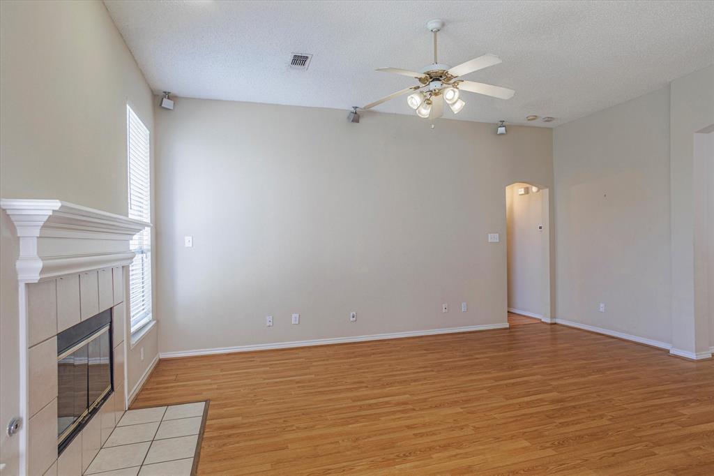 Hulen Bend Estates Add - Residential Lease