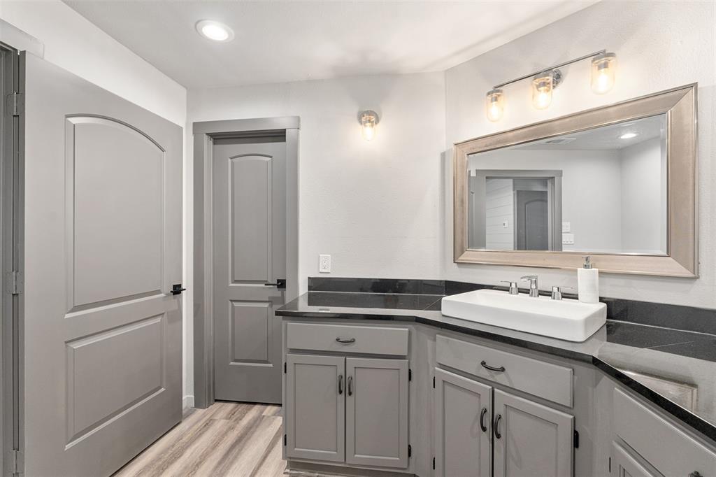 Westwood Beach 01 - Residential