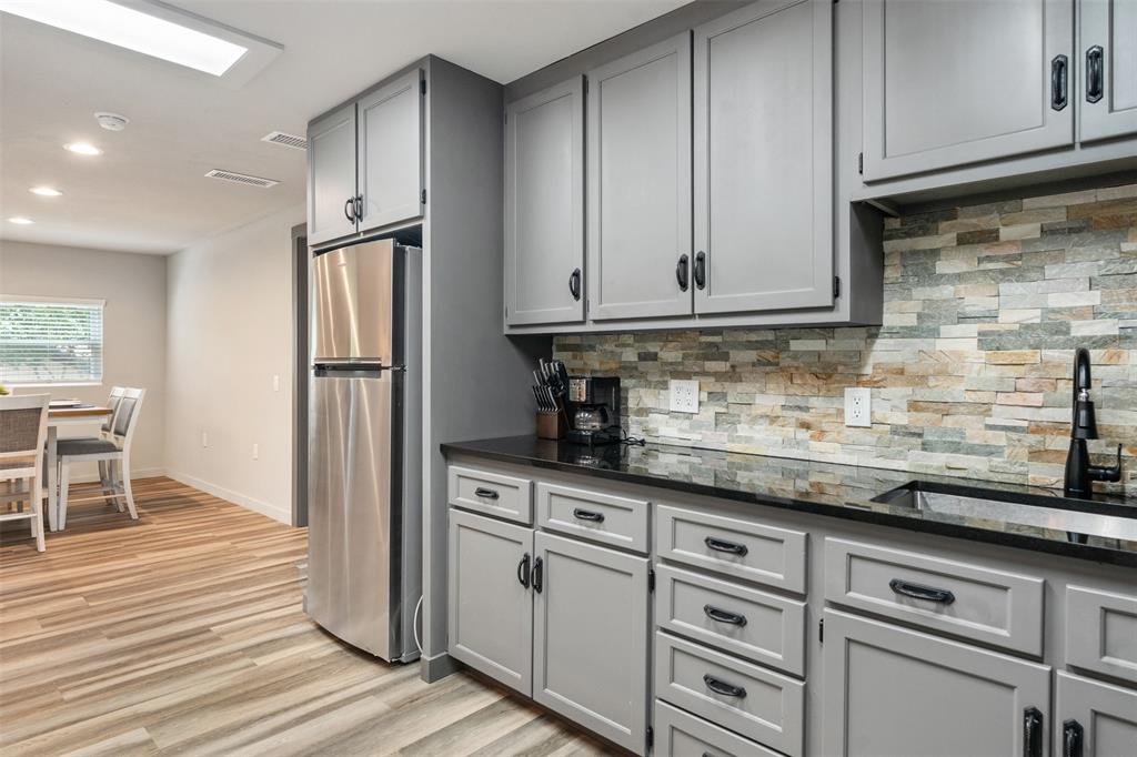 Westwood Beach 01 - Residential