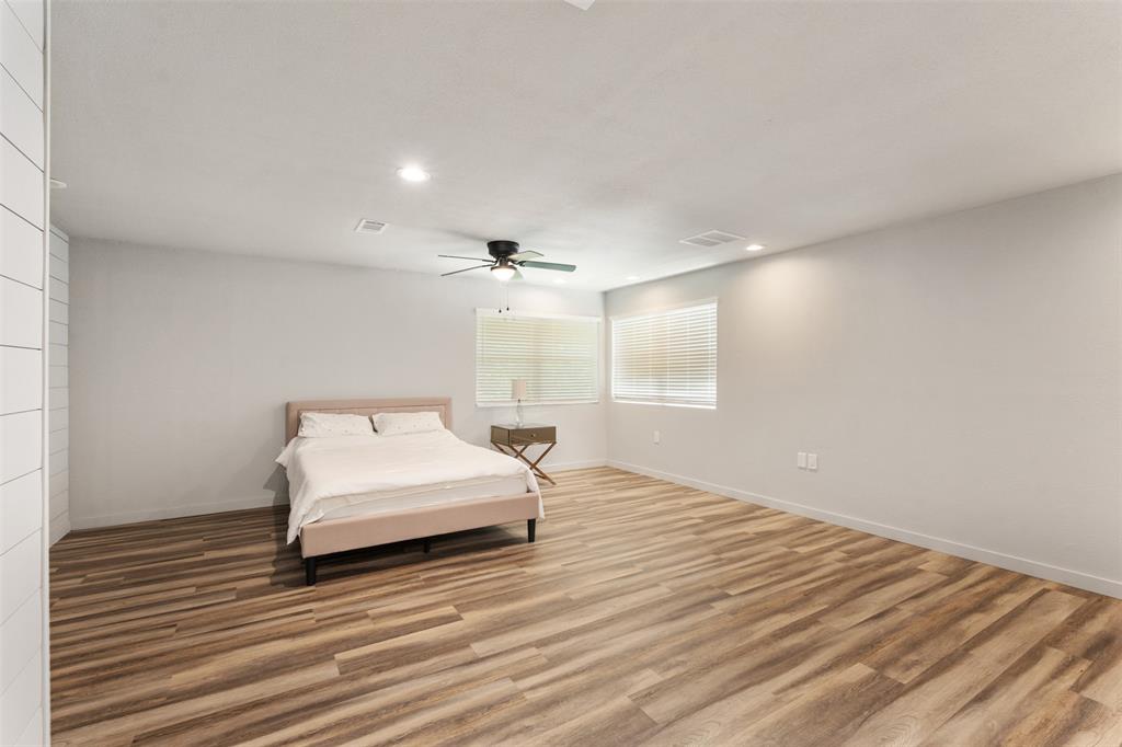 Westwood Beach 01 - Residential