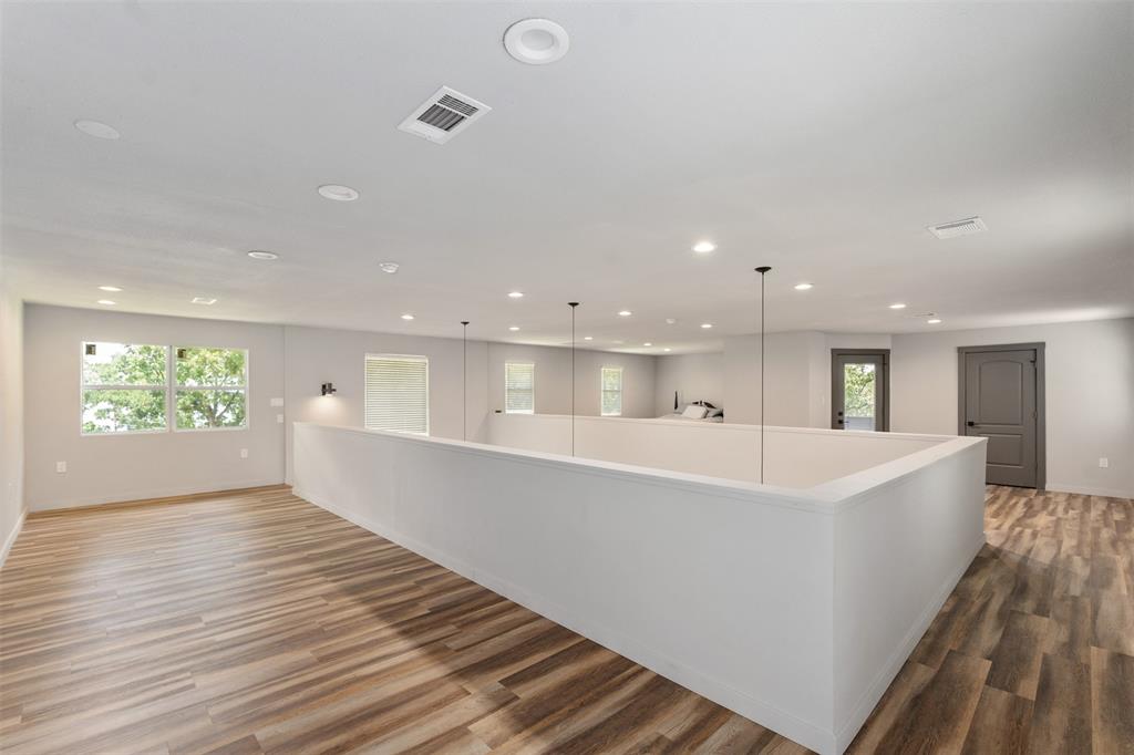 Westwood Beach 01 - Residential