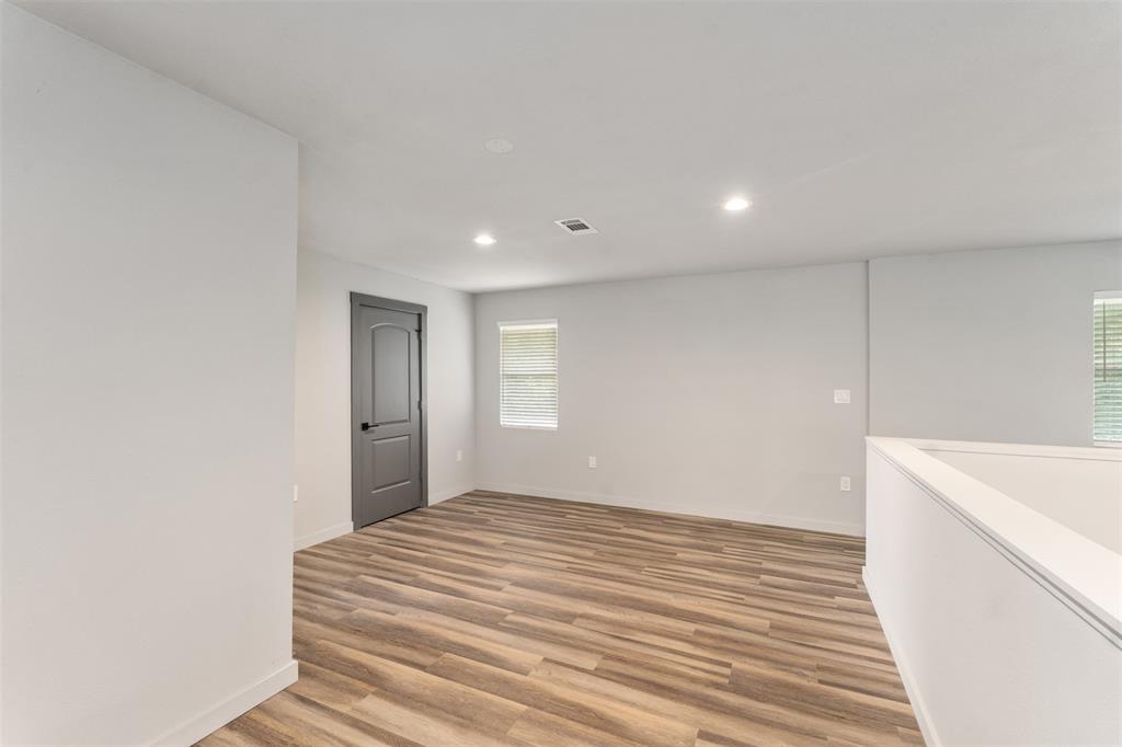 Westwood Beach 01 - Residential