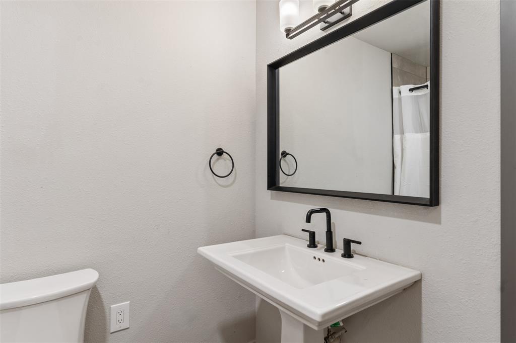 Westwood Beach 01 - Residential