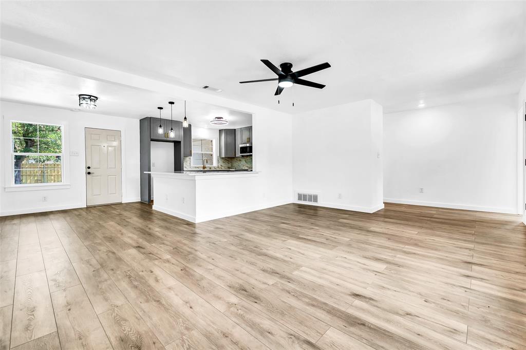 3916 Vanette Lane