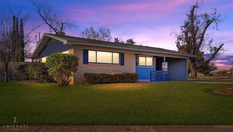 Photo of 1705 Ray Avenue, Bossier City, LA 71112 (MLS # 21167394)