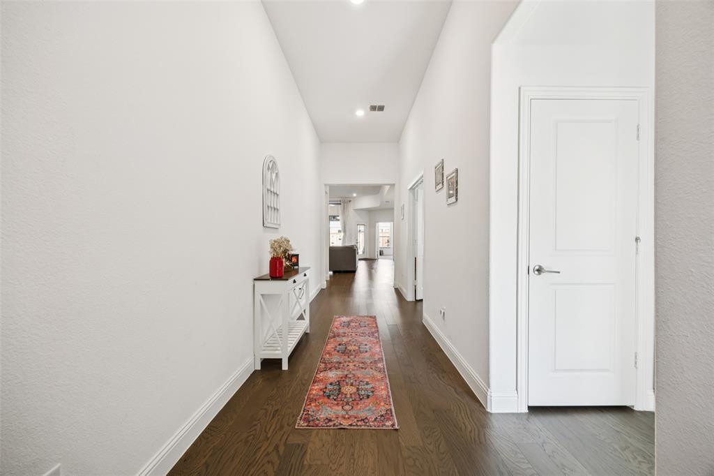 2004 Huntersridge Drive