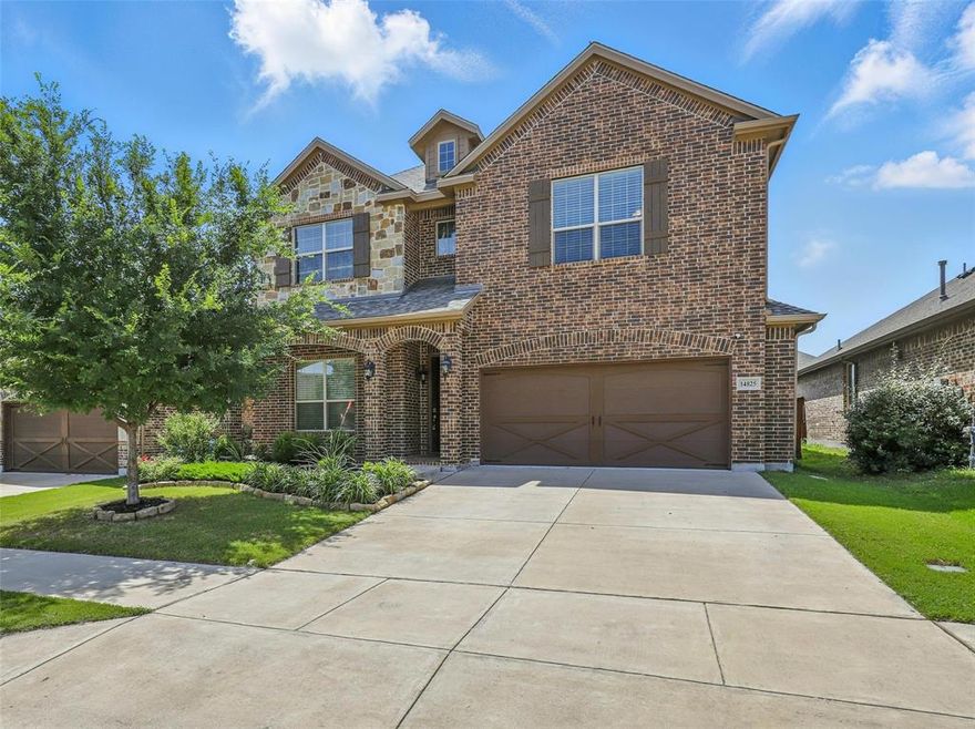 Can you imagine waking up each day in a place where your family truly has room to grow, laugh, and make memories that last a lifetime? This beautiful 4 bedroom, 3.5 bathroom home for sale in Morningstar offers exactly that. Perfectly positioned between the charm of Weatherford and the energy of Fort Worth, this home is zoned to highly sought after Aledo ISD, making it an ideal choice for buyers searching for homes in Aledo ISD.
From the moment you walk inside, the space just feels right. A large living room plus an additional cozy family room provide flexibility for everyday living, entertaining, or simply relaxing after a long day. The heart of the home is the inviting eat in kitchen, perfect for family meals, baking days, and real conversations. A dedicated media room offers the ideal setup for movie nights, gaming, or hobbies and could easily function as a fifth bedroom, giving this home a flexible floor plan buyers love.
Living in Morningstar, one of Aledo’s most popular master planned communities, means enjoying neighborhood amenities designed for a true lifestyle experience. Residents have access to a community pool, stocked fishing pond, walking and jogging trails, playgrounds, and an amenity center with volleyball and basketball courts. These features make Morningstar a top destination for those searching for homes with community amenities near Fort Worth.
Additional highlights include a 240 volt outlet in the garage for Level 2 EV charging, adding modern convenience and future ready functionality.
This is not just a house. It is a place to build your next chapter in Morningstar, enjoy top rated Aledo ISD schools, and truly feel at home.