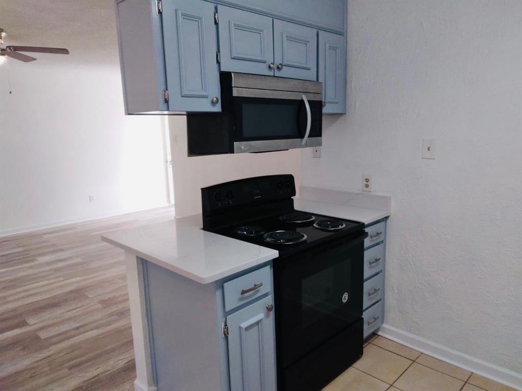 905-907 Terry Trail