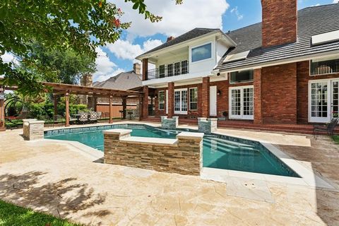 Tiny photo for 1705 Cottonwood Valley Circle S, Irving, TX 75038 (MLS # 21050791)