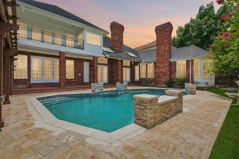 Tiny photo for 1705 Cottonwood Valley Circle S, Irving, TX 75038 (MLS # 21050791)