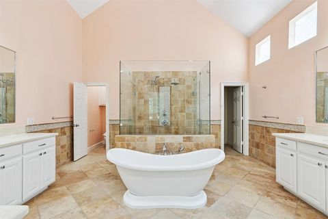 Tiny photo for 1705 Cottonwood Valley Circle S, Irving, TX 75038 (MLS # 21050791)