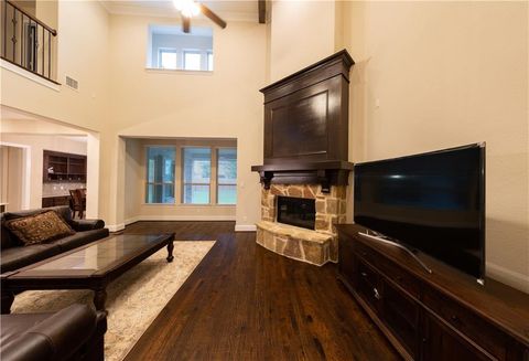 Tiny photo for 879 Grassy Shore Court, Allen, TX 75013 (MLS # 21180414)