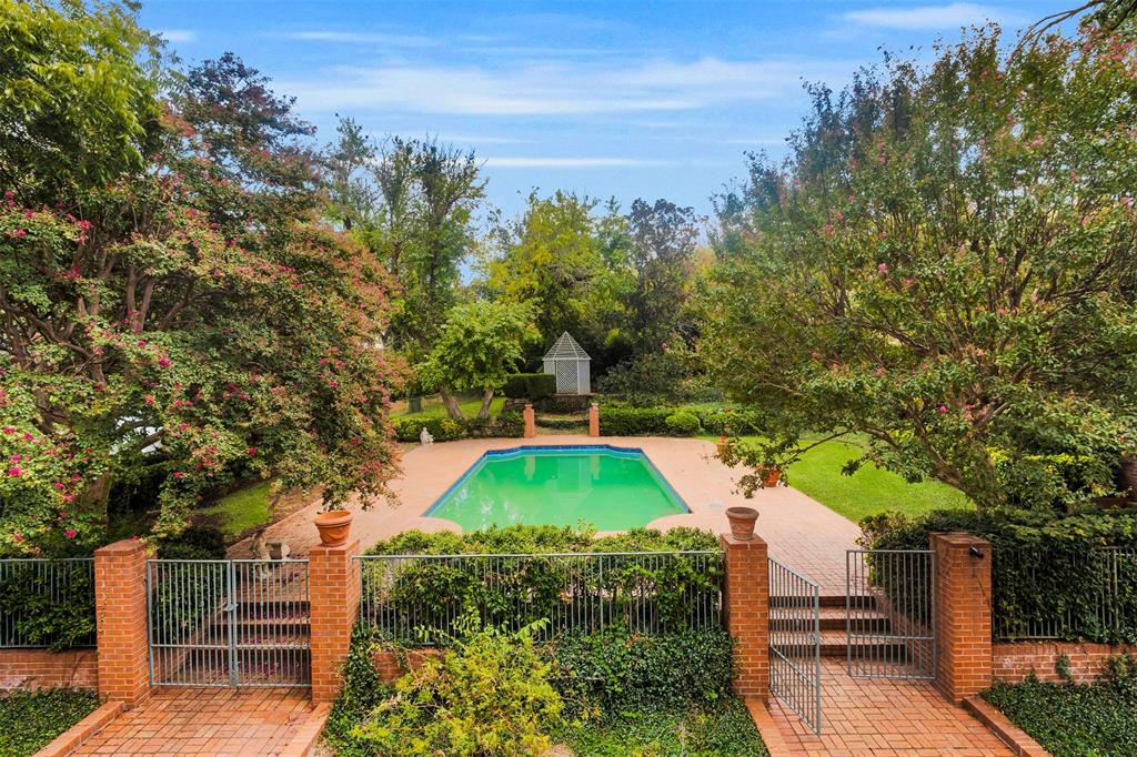 Bent Tree 02 - Residential