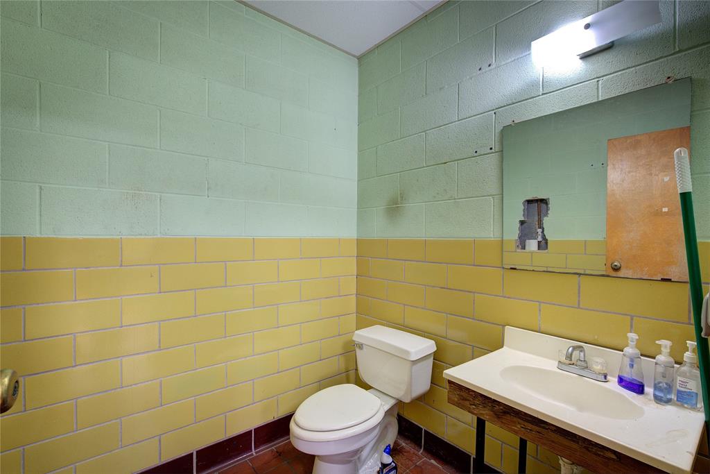 Original town - Commercial Sale