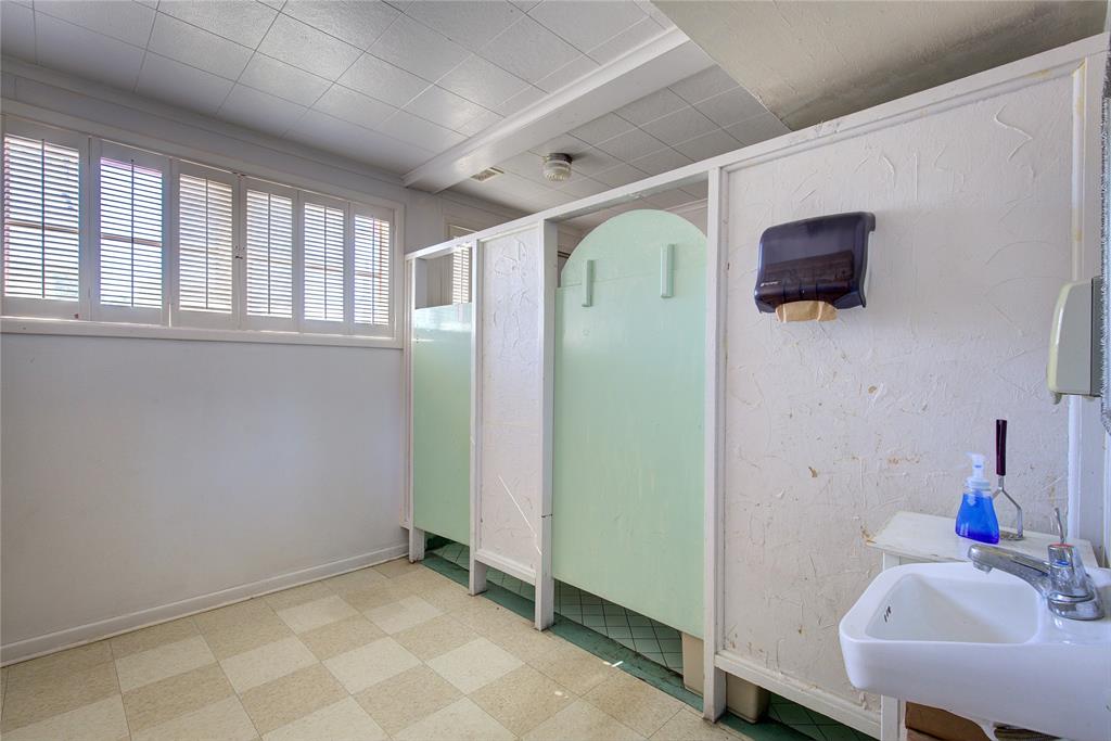 Original town - Commercial Sale