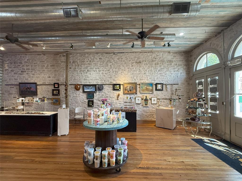 101 Walnut Street B