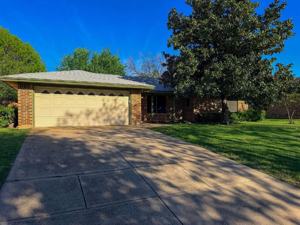 Photo 1 of 33 — 3708 Holland Drive, North Richland Hills, TX 76180
