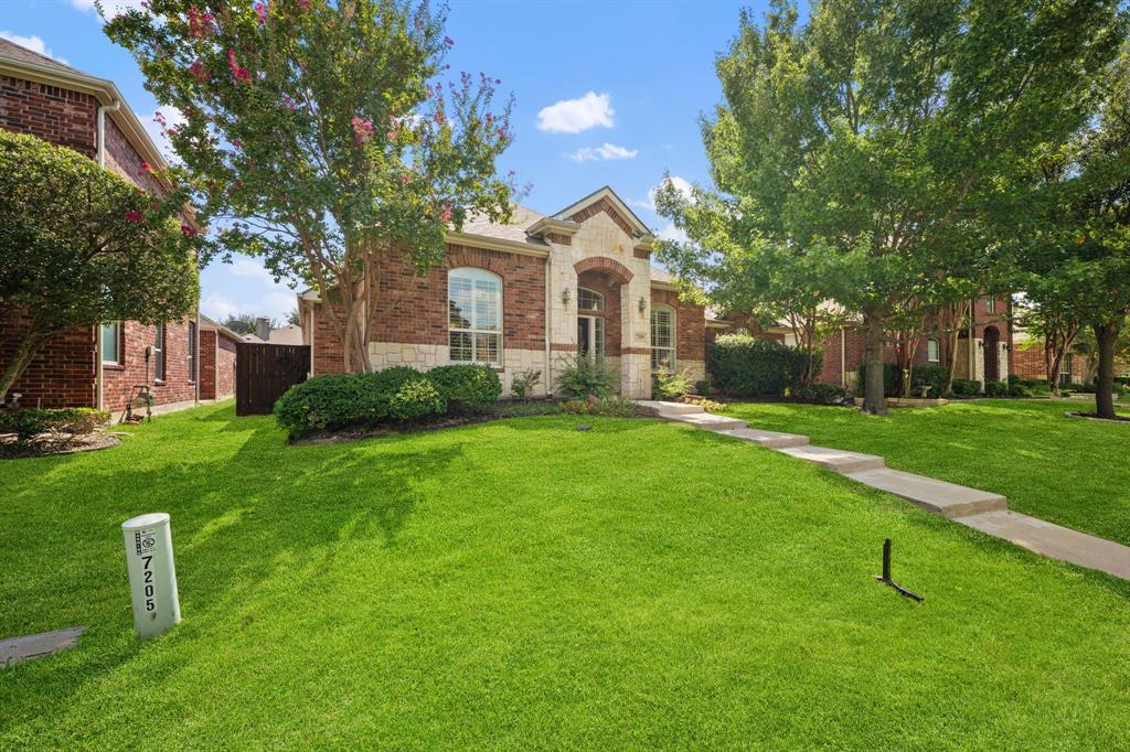 7209 Royal Glen Trail
