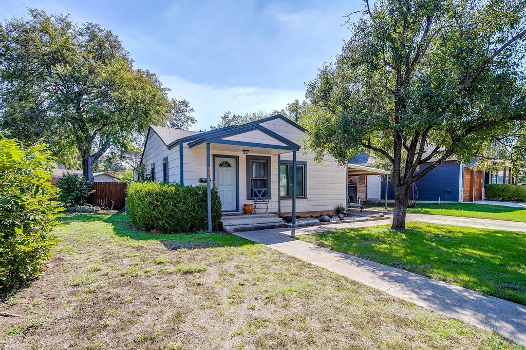 3817 Oaklawn Drive
