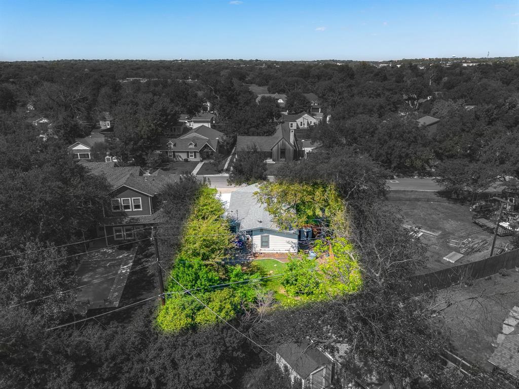 3817 Oaklawn Drive