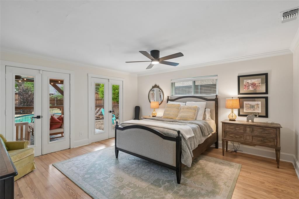 328 Oakcrest Drive