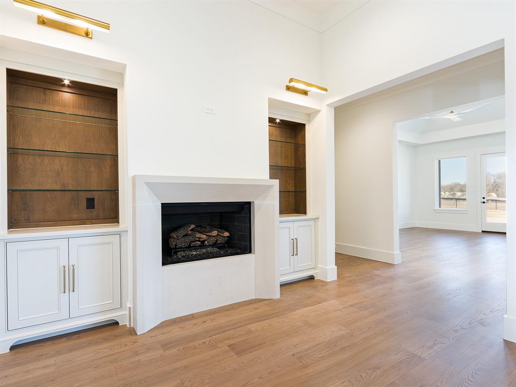 Creek Pionte Estates - Residential