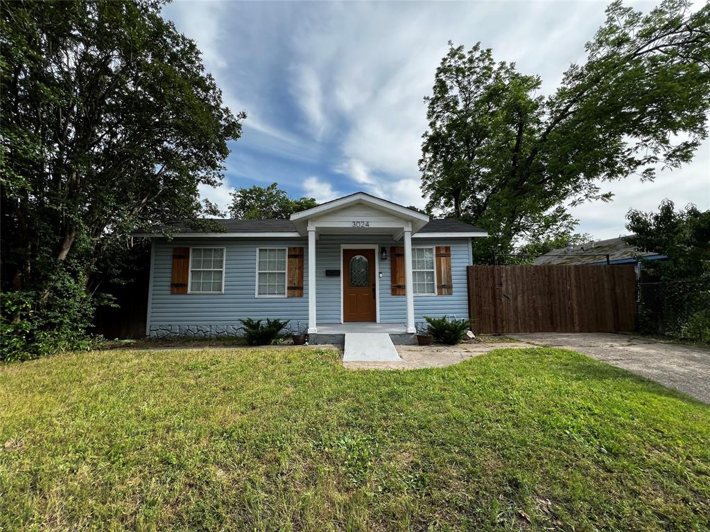 3024 Carnation Avenue