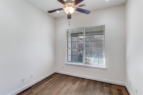 Tiny photo for 5015 Meridian Lane #1102, Addison, TX 75001 (MLS # 21197641)