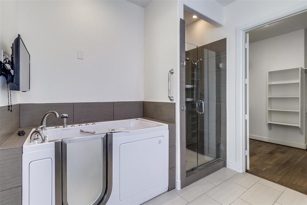 Meridian Square Condos - Residential