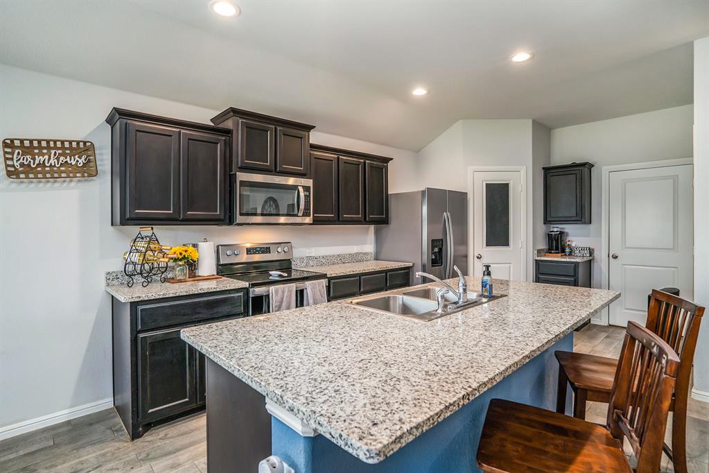 WATERSBEND SOUTH - Residential Lease