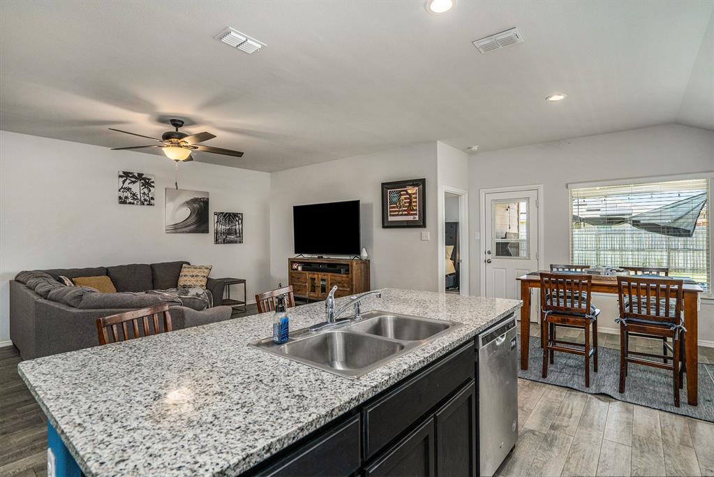 WATERSBEND SOUTH - Residential Lease