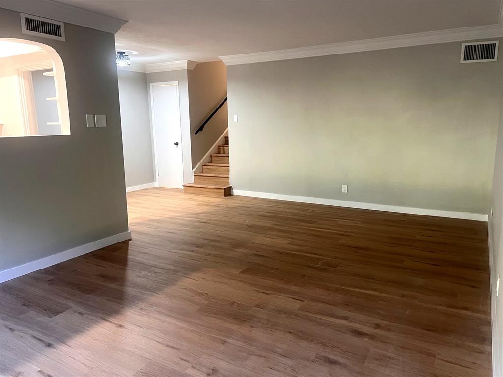 506 E Avenue J A