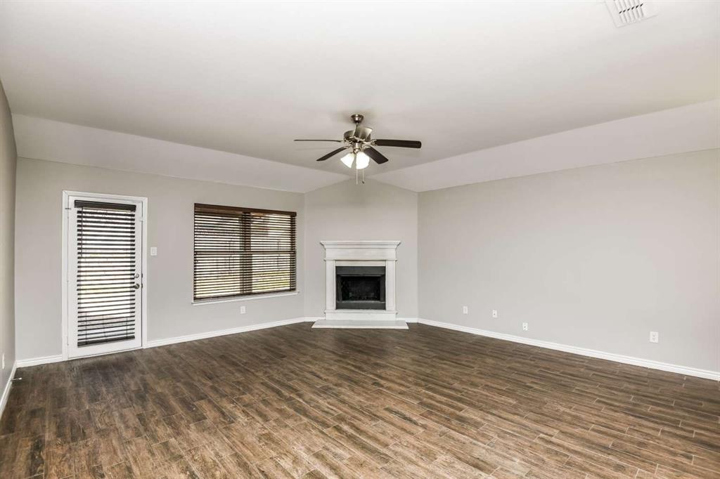 2121 Lorrie Lane