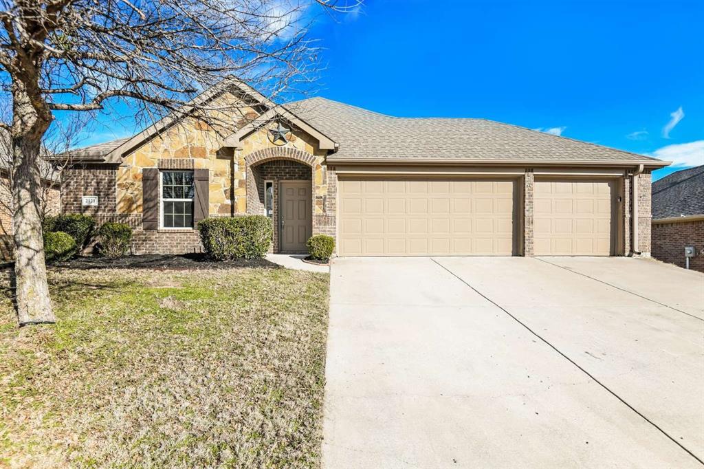 2121 Lorrie Lane