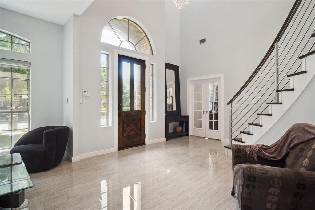 1302 Kelly Green Court