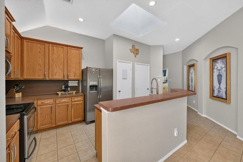 Tiny photo for 929 Warbler, Aubrey, TX 76227 (MLS # 21396475)