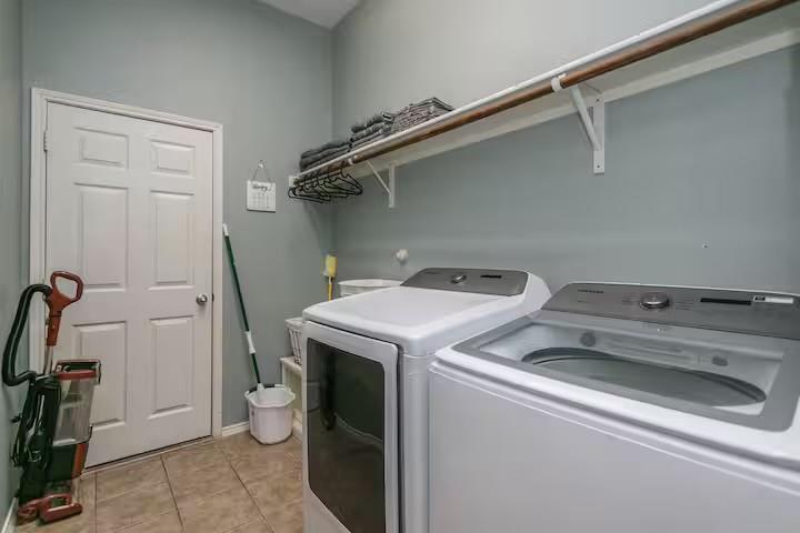 Foxwood Glen - Residential