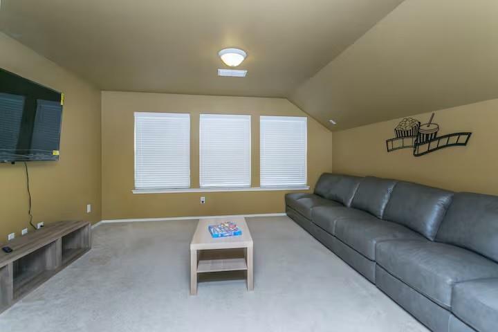 Foxwood Glen - Residential