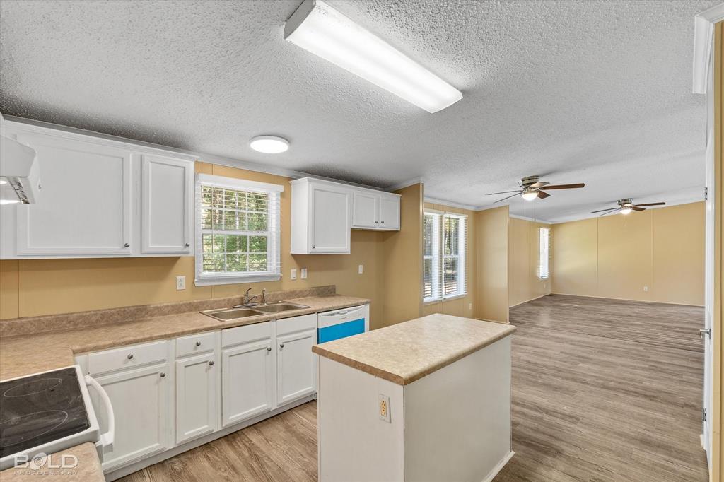 Princeton, Louisiana 71067, United States, 4 Bedrooms Bedrooms, ,2 BathroomsBathrooms,Residential,Contingent,38048