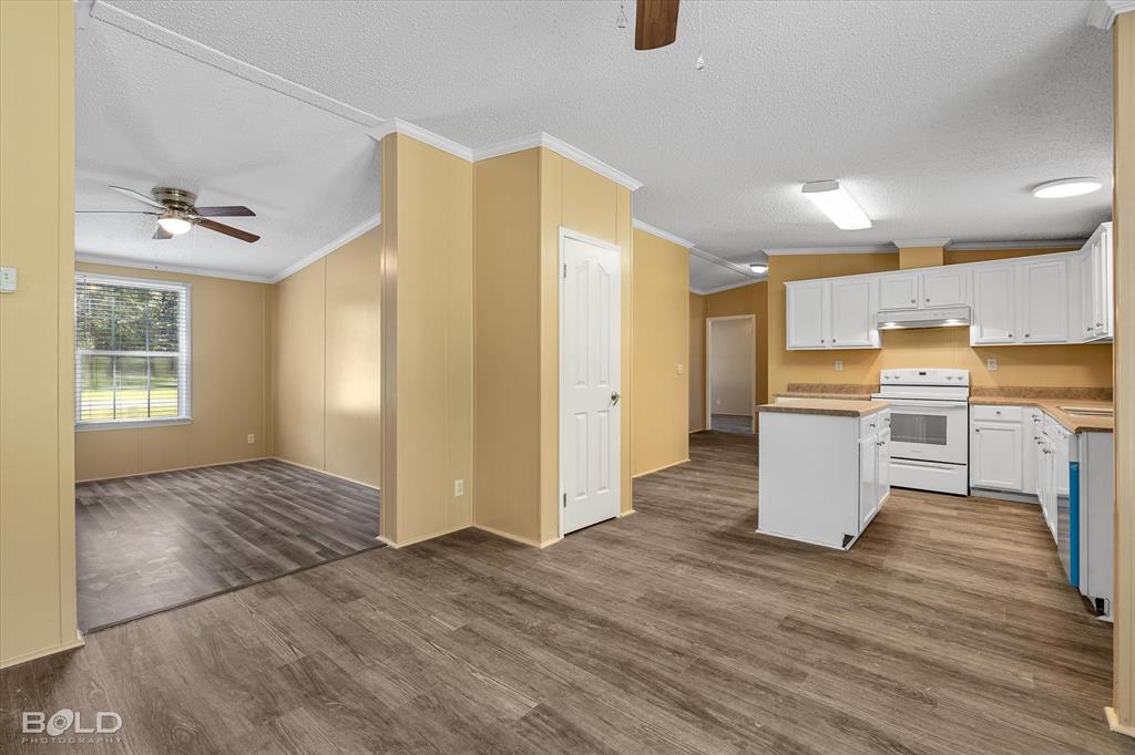 Princeton, Louisiana 71067, United States, 4 Bedrooms Bedrooms, ,2 BathroomsBathrooms,Residential,Contingent,38048