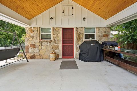 A home in Granbury