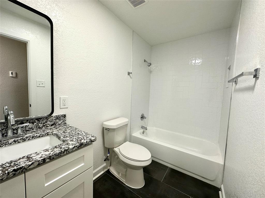 E C School Land - Residential Lease