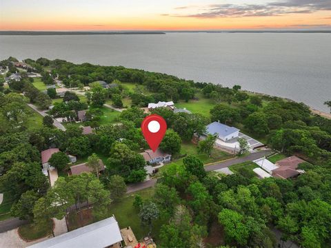 Photo of 109 Arkansas Street, Pottsboro, TX 75076 (MLS # 21242429)